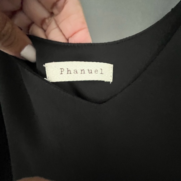 Zara black dress, mid sleeve, leopard belt, comes to knee, pockets - Picture 6 of 7